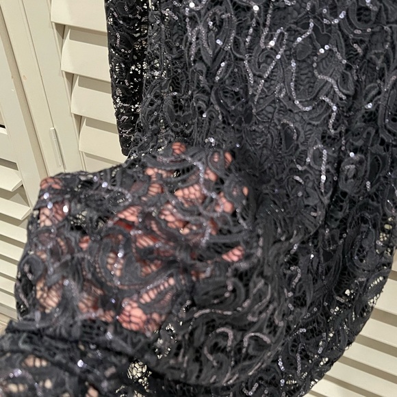 Lace Dress - Picture 6 of 13